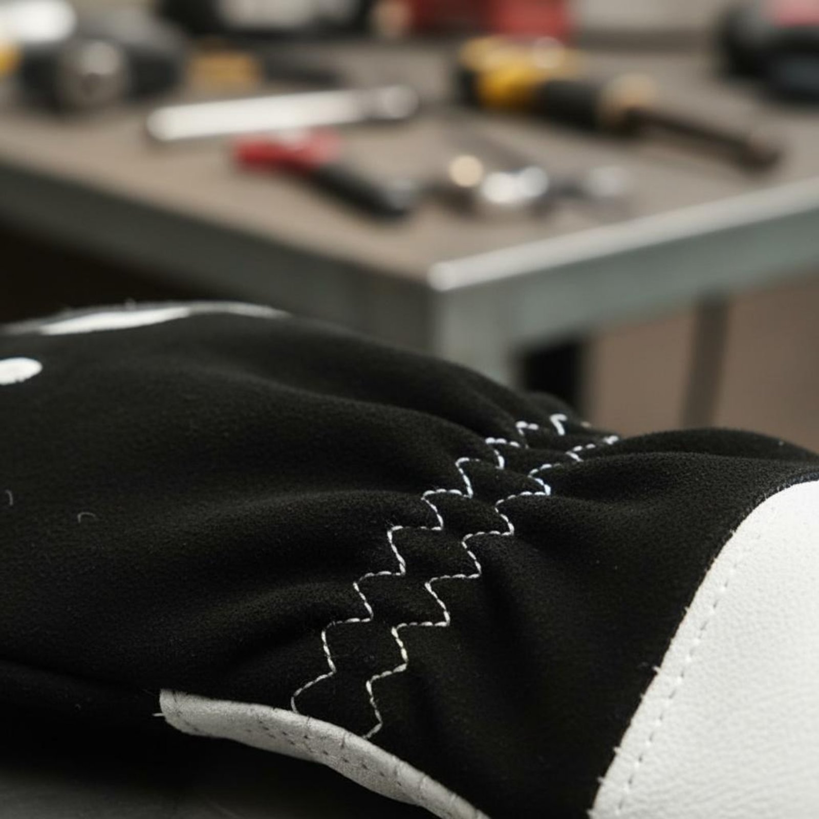 TIG 金属加工用手袋 柔軟な指の形状設計 耐熱革手袋 安全 - Heat Resistant Glove のレビューと価格